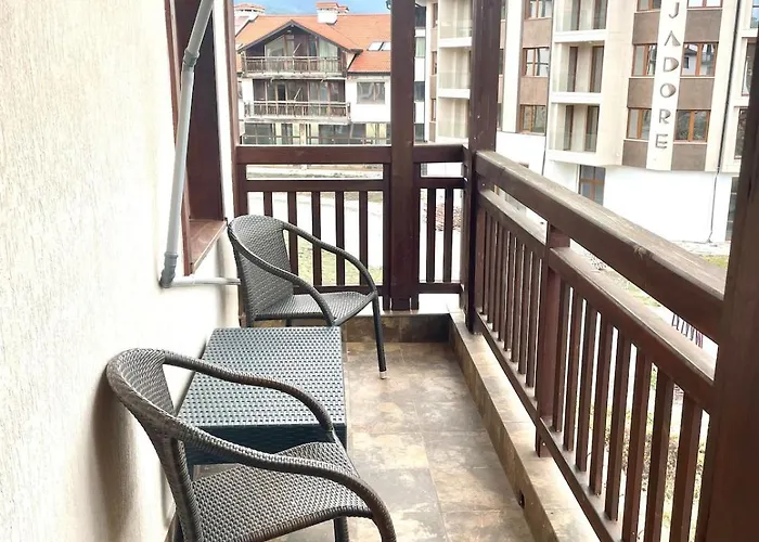 Cozy 1br Next To The Gondola By Si Apartment